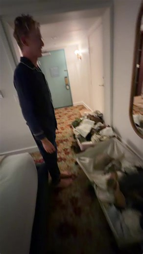 Matching Outfits & Shower Fun: A Day of Sibling Energy