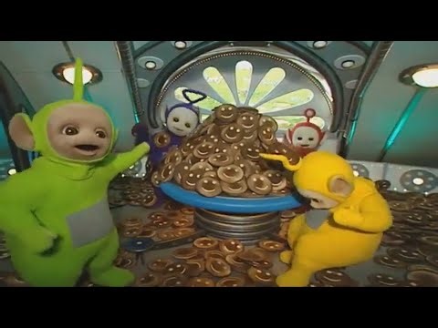 Teletubbies | Feeding The Chickens | Series 1 Episode 18