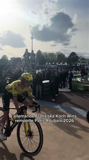 Paris-Roubaix 2026 : Franziska s’impose