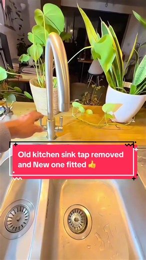 “This kitchen sink tap was leaking for months…” Small leak,💧luckily little damage. Old tap removed, new one fitted properly Simple upgrade — problem solved. #kitchen #sink #tap #fitted #fyp Would you replace it or keep fixing it? 🔧