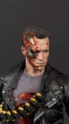 Hot Toys Terminator Battle Damaged dx46 Review #HotToys #Terminator #ActionFigures