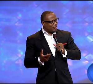 Rev. Dr. Marcus Cosby: Biography, Age, Family & Net Worth