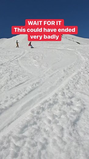 1.9M views · 23K reactions | MOUNTAIN ETIQUETTE: Although the skier/rider down slope always has the right away. If you’re going to cut across a whole run, please make sure you look up slope first just incase someone may be coming in hot #snowboarding #skiing | Rowley Adventures | Facebook