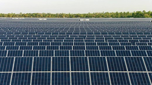 Small Florida community aims for energy independence by harnessing the power of the sun