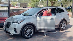 When Hines Ward was a freshman, he nearly left UGA. He returned to campus with Hyundai and spoke about the challenges he faced. | The Players' Tribune