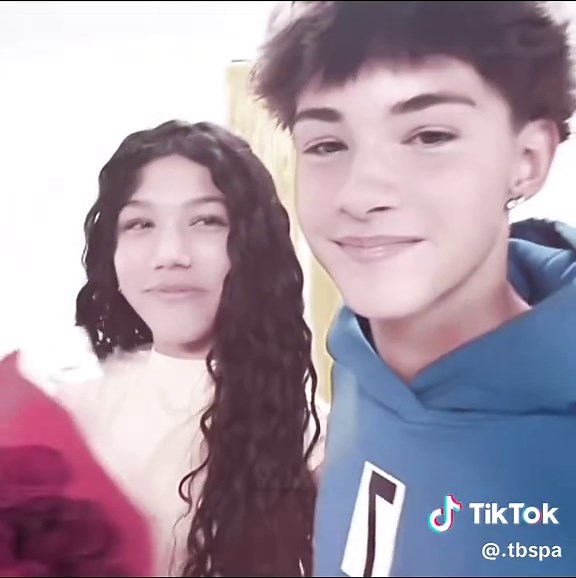 Aww Cutiesss! Txunamy y Brooks Juntos 🤍