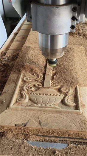 CNC carving. #cnc #cncmachine #cncrouter #carving #wood #wooden #design