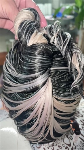 Creative Hairstyle Tutorials for Memes and Fun