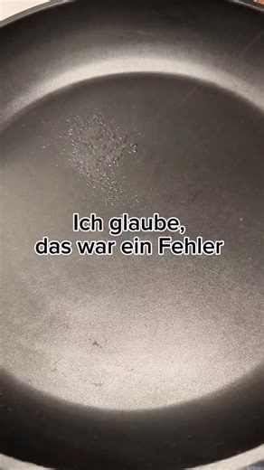Lulu | Kochen 🍲🍴 | on Instagram: "Hättet Ihr es genauso gemacht? Und braucht jemand das genaue Rezept? Dann lasst es mich im Kommentar wissen. #einfacherezepte #minudeln #currysoße #wokgemüse #schnellerezepte"