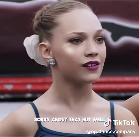 For @𝓴𝓲𝓶’𝓼 𝓬𝓸𝓶𝓹𝓼 given style comp I don’t know if it’s happy to sad or not but hopefully it is 🩷#claddie #maddie #chloe #happytosad #comp #edits #cc #dancemoms