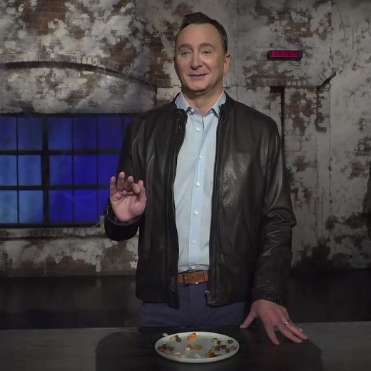 159K views · 428 reactions | "Yuck! I'm not into these at all!" ‍♂️ Let's just say that Clinton Kelly was NOT a fan of the Candy Corn taste test!!  A new season of Haunted #GingerbreadShowdown starts SUNDAY at 10|9c! | Food Network | Facebook