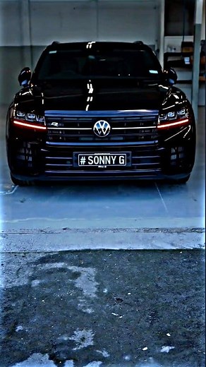 🚘🔥Volkswagen Touareg Luxury SUV with Powerful Performance & Premium Design Experience the Volkswagen Touareg a masterpiece of luxury, power and innovation With its bold exterior high-tech interior and cutting-edge features the Touareg redefines premium SUV standards From advanced safety systems to dynamic performance and elegant design it’s built for those who demand excellence on every drive #VolkswagenTouareg #LuxurySUV #Volkswagen #Touareg2025 #SUVLifestyle #GermanEngineering #CarEnthusiast