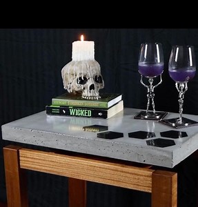 Our first time trying a concrete table... 😄 What do you think? 🤔 #wickedmakers | Wicked Makers