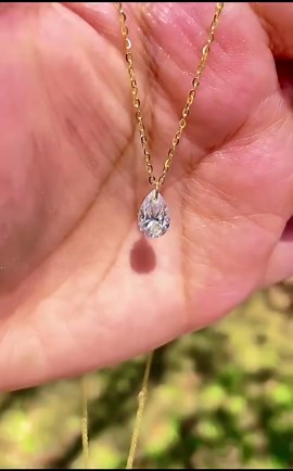 14K Gold Pear Moissanite Necklace, 1.5CT D Color VVS Teardrop Floating Diamond Pendant, Minimalist Sparkling Necklace Gift for Her - Etsy