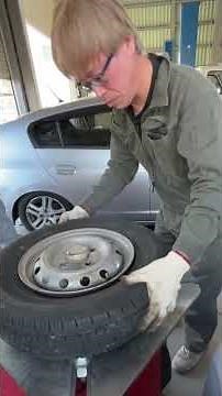 おじサンズ劇場♪ タイヤ入れ替え タイヤチェンジャーでやってみよう！