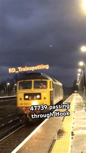 Class 47! 47749 passing again through Hook after dropping off a #class701#class47#fypシ#viral#train