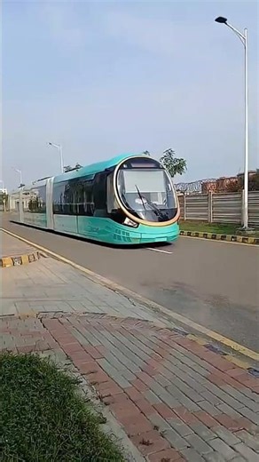 Pakistan’s New Driverless Tram Bus Shocked Everyone! #facts #shortsfeed