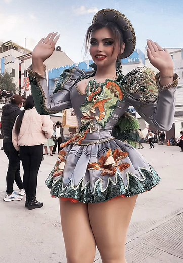 Caporales: Tradición y Danza de Oruro, Bolivia