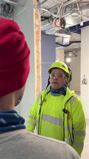 Відео користувача Монтаж по Фински (@motaj_po_finski) з композицією «оригинальный звук - Монтаж по Фински»