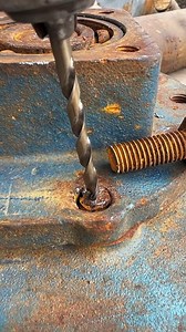 4.7K views | Broken Screw Remover #Good Tools Shared #Screw Removal Expert | Hardware tools | Facebook