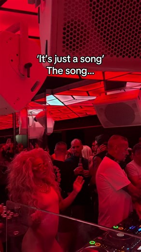 Wow 🪩 who is ready for that feeling again 🤍 Fat Tony in the wild corner is always a vibe @Hï Ibiza #ibiza #hiibiza