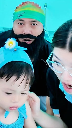 ZINO IS SHOCKED WHEN HE SEES HIS FATHER 30 YEARS LATER 😐 #veve #zino #thacduc