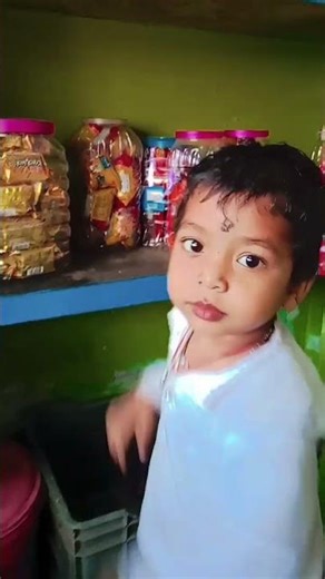 mummy bacha lo 🥺#shorts #trendingshorts #youtubeshorts #ytshorts #viralshorts