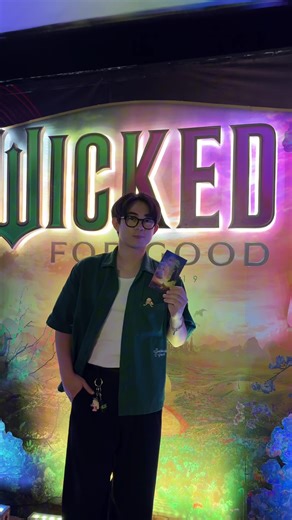 Wicked back to back screenings yan sha!!! Buti na lang may MoveIt!! Use the code BERITIPID during weekdays for 25% off til 11/30! #AabotKaSaGanap #MoveIt @Move It PH #fyp #tiktoktainmentph