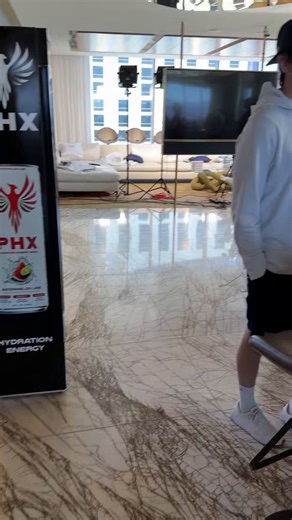 I went back and can confirm: I was incorrect on @ronedotcom and @DannyJConrad did not say Oona was lying whatsoeverHe said Goldfinger was getting dragged (which he was)Note: this was BEFORE the Payton blowup. This had nothing to do with the rumors. It was about Goldfinger