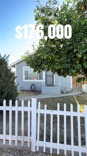 🏡 ¡Casas económicas en Bakersfield y sus alrededores! ¿Sueña con comprar su primera casa? ¡Yo puedo ayudarle! ✨ 📞 Contácteme hoy para una consulta gratuita. Represento a los compradores sin costo para usted. 323-529-4408 Me encantaría ayudarle a dar el primer paso hacia la compra de su primera casa. ¡Llámeme hoy para más información! 🏠🔑💛 Adriana Alvarez | REALTOR® Century 21 Select Real Estate 🏡 CalDRE 02139306 #casasenventa