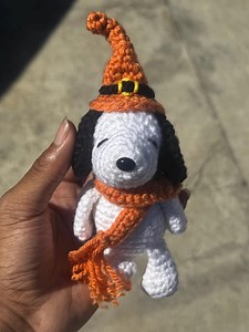 Fall Snoopy Keychain - Crochet Halloween Dog With Witch Hat & Scarf - Etsy Canada