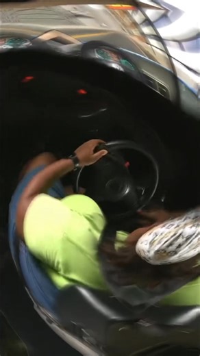 BOOK A DRIVING LESSON WITH US. Go to comment session for inquiries, 🕖 𝐎𝐟𝐟𝐢𝐜𝐞 𝐡𝐨𝐮𝐫𝐬: 𝐌𝐨𝐧𝐝𝐚𝐲 𝐭𝐨 𝐒𝐚𝐭𝐮𝐫𝐝𝐚𝐲, 8𝐚𝐦-6𝐩𝐦. 📱 Send us a direct message through all social media platform: @ChelokDriveAcademy REGISTER NOW Let’s get you Driving and licensed — fast and stress-free. #chelokdriveacademy #chelokdrivingschool #drivingschoolinyenagoa #fyp #viralvideo #drivingschoolinbayelsastate #bayelsa #YenagoaBayelsa #BayelsaState #nigeria #driverslicense #drivinginstructor #Drivi