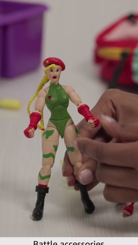 Jada Toys – Street Fighter II Cammy Action Figure - 1:12 Scale Collectible - Includes Interchangeable Heads, Hands, and Accessories - Ages 13+ - Classic Video Game Nostalgia