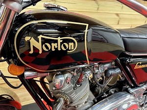 Norton 750 Commando 1972