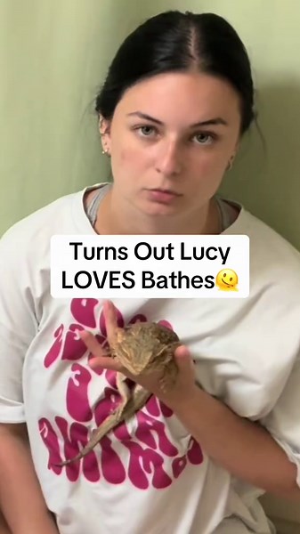 Lucy Going to the Bathroom A Gain Look You Won't Believe