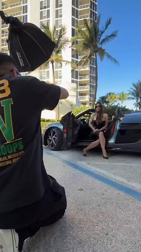 Amo mi trabajo!📸✨🖤😮‍💨 #Godisgood #latina #lifestyle #model | Jessica Cediel