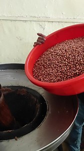 Groundnut Oil Making Original Process Address :: Nature Seeds Oil, Nashik. Follow For More Video Updates Nashik Diary ❌❌❌ No Repost ❌❌❌.. #oil #machine #food #foodporn | Nashik Diary