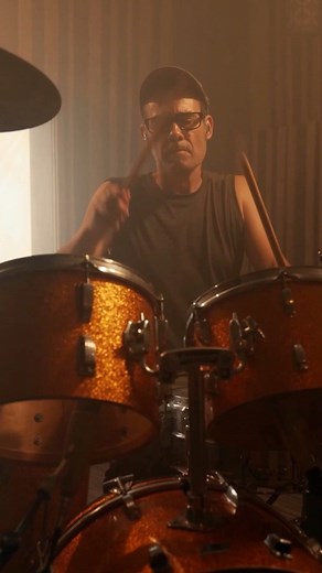 🎧 If you haven't seen the full video for the “Dub Explosion” EP yet, you're already late! I leave you the link bellow in the comments. More than 20 minutes of non-stop Dub! Run it 🥁🔥 #reggaedrummer #dubmusic #reggae #reggaemusic #dubreggae #reggaedub #dubwise | Joan.reggaedrummer