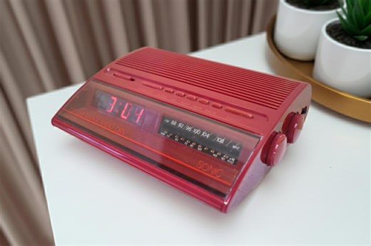 Cranberry Red Sonic Model CRX-7R AM FM Digital Alarm Clock Radio! Excellent Condition! - Etsy UK