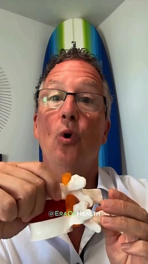 Dealing with back pain? Don’t underestimate the power of walking—and talking. New research shows that a simple “walk and talk” routine can be more effective than bed rest or passive treatments. Here’s why: Walking improves spinal mobility and circulation It gently activates the core, increases blood flow to the back muscles, and reduces stiffness—without adding pressure to the spine. Talking reduces pain perception Engaging in conversation while walking taps into the brain’s emotional circuits, 