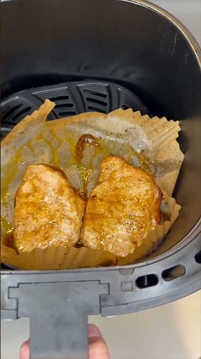 Pork Chops in the Air Fryer! #porkchops #airfryer #recipes