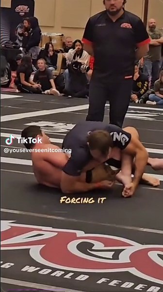 Hilarious Wrestling Mishap: Bro Seeks Ref's Assistance! 😂🤼‍♂️