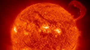 Sun's magnetic field 'to flip'