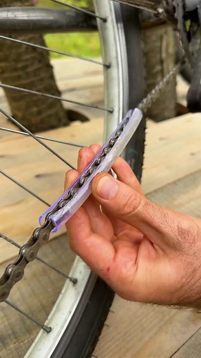 Easy chain greasing | Crafty Panda