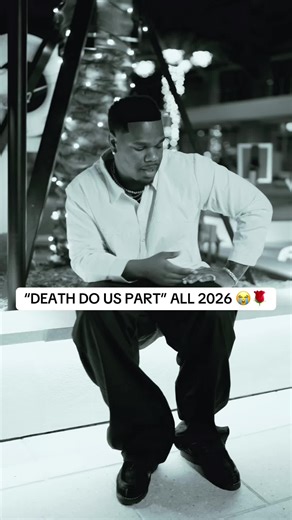 Girl what’s against the world its uss❤️ My New EP “Everybody Got Somebody” OUT EVERYWHERE ❤️❤️