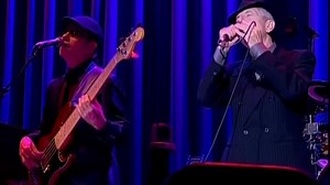 Leonard Cohen - Dance Me To The End Of Love ; Live In London. by zaza