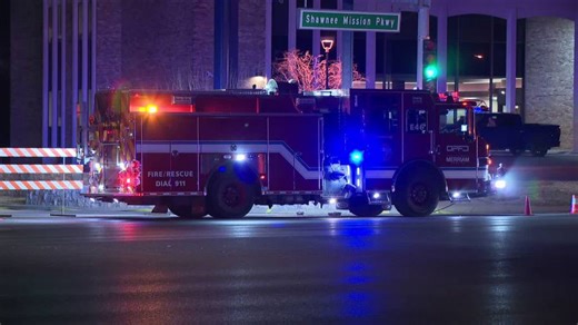 Road repairs underway after gas line struck on Shawnee Mission Parkway