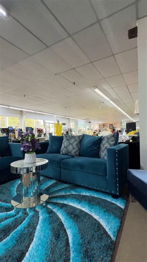 💙 Classic style with a pop of color This turquoise sofa and loveseat set brings timeless design and vibrant charm to your living room 🛋️✨ Perfect for adding elegance with a bold, refreshing touch! 📍 2530 Dixie Hwy, Louisville, KY 40216 ✔️ Only $10 down ✔️ 90 days same as cash 📦 Next day delivery or same day pickup available! #turquoisesofa #classicstyle #livingroomgoals #furnituresale #instockfurniture | Instock.com