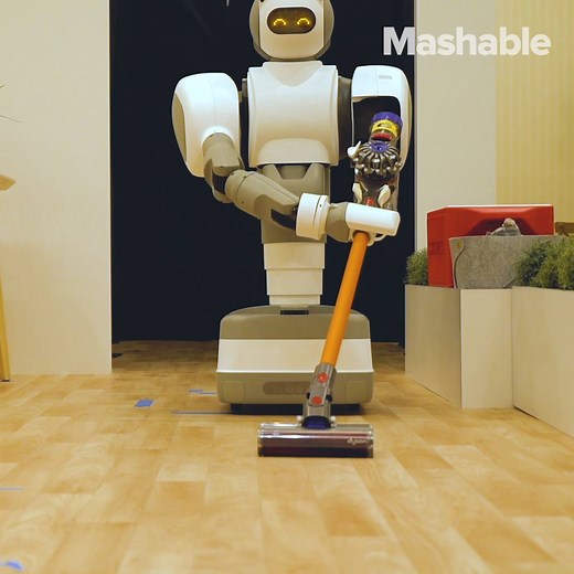 649K views · 637 reactions | This robot remembers your favorite drink when you’re awake. Then it cleans up your home when you're asleep. | Mashable | Facebook