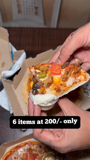 Shashidhar || Foodies Adda on Instagram: "6 items at just 200 rs only You’ve been craving pizza all day — don’t lie.#ad 😂 Let me make it a easier for you with these delicious deals exclusively on the Domino’s App: 🔥HOT1442 ₹120 OFF (MOV ₹299)🔥 HYPE4606 33% OFF (max. ₹200, MOV ₹399) LARGE1297 Large Pizza @ ₹499 HUGE3566 33% OFF (max. ₹300, MOV ₹500) 🛵 FREE delivery = No delivery charge, just cheesy goodness. 🔒Can’t be combined | City prices may vary #DominosIndia #CravingsSolved #PizzaDelive
